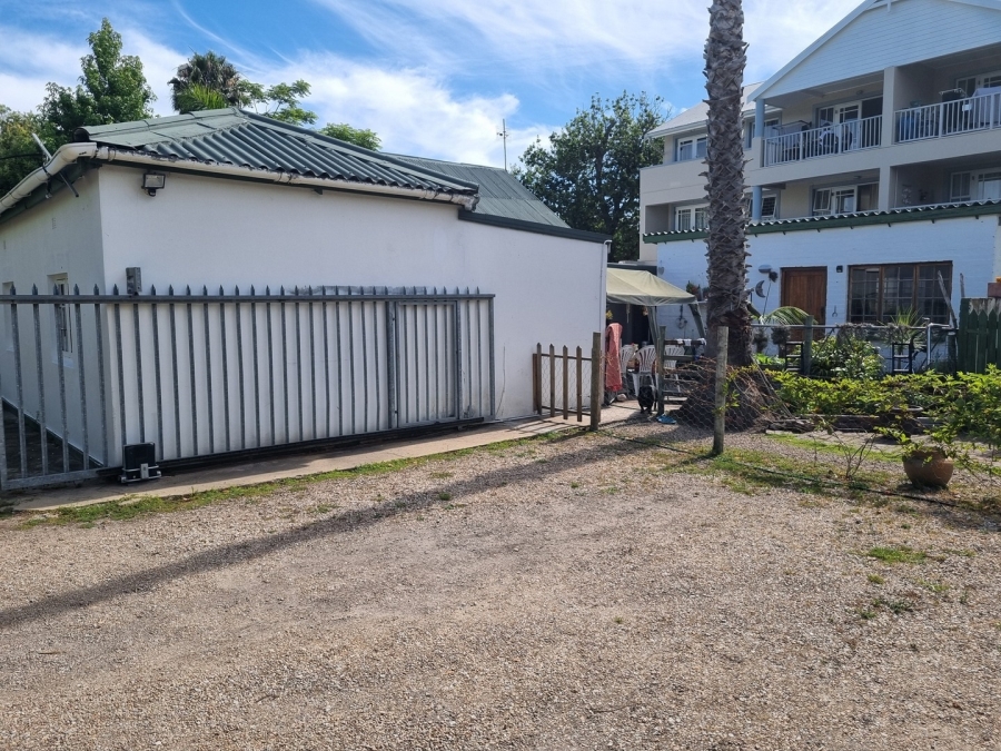 6 Bedroom Property for Sale in Knysna Central Western Cape